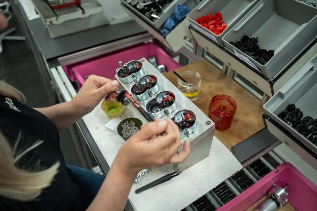 Rotalink | Centrifuge Lock Mechanism 7